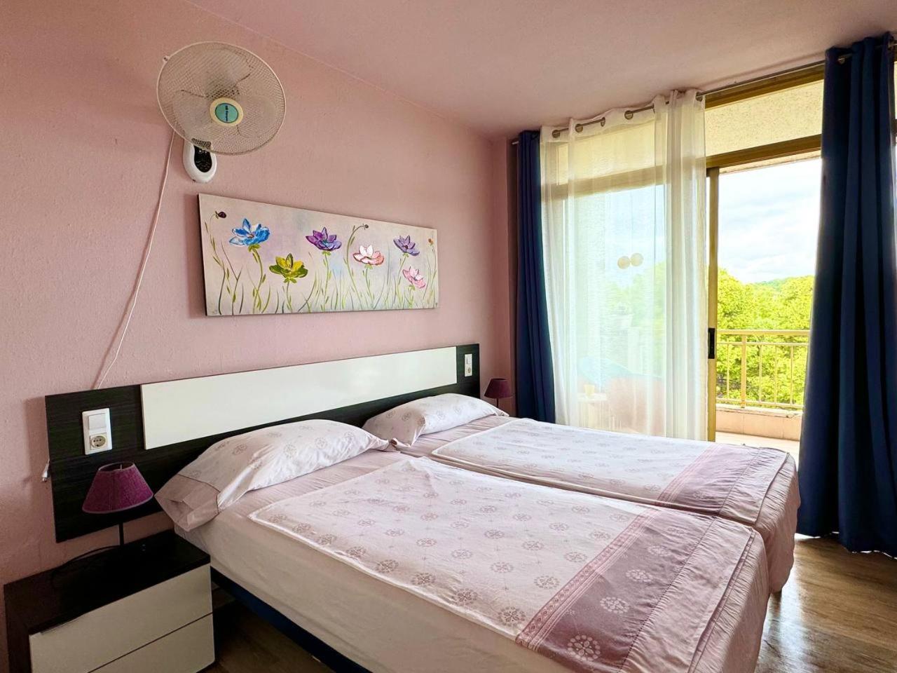 Apartsalou Lea Luaran gambar