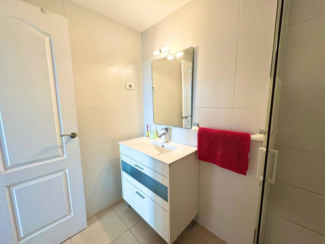Apartsalou Lea Luaran gambar