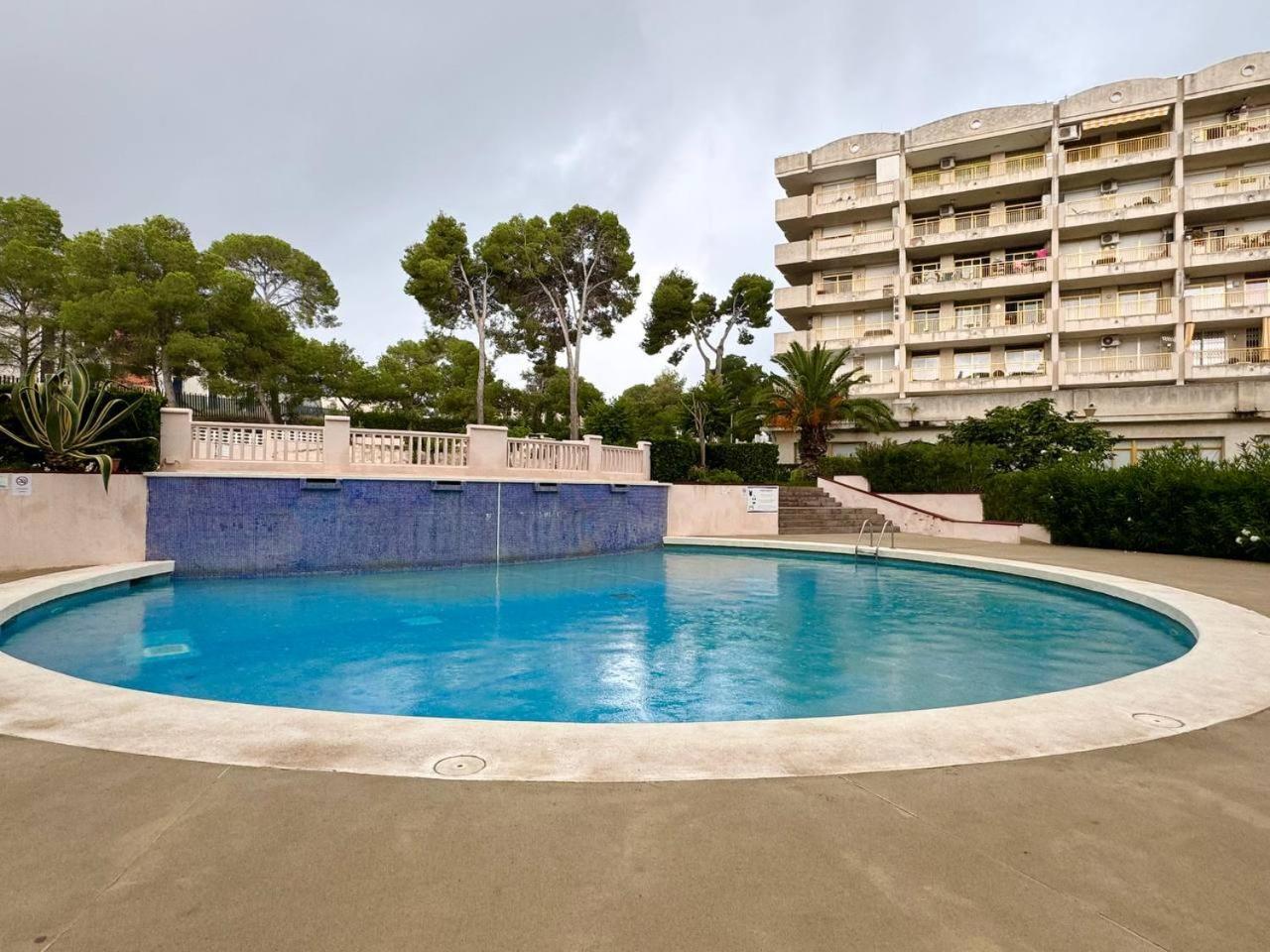 Apartsalou Lea Luaran gambar